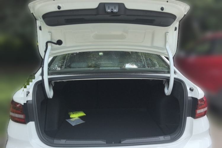 Used Volkswagen Lavida 2026 1.5L Automatic Five-Million Edition Trunk