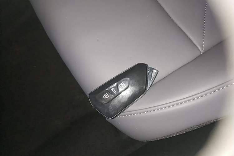 Used Volkswagen Lavida 2026 Pro 300TSI Six Million Edition Vehicle Key