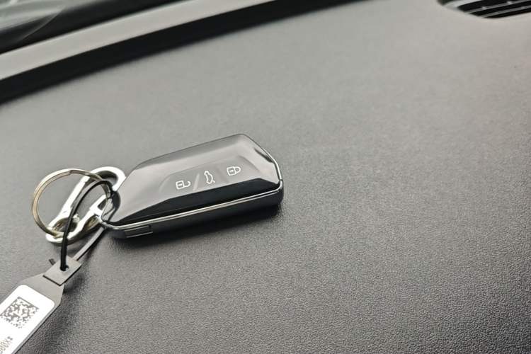 Used Volkswagen Lavida 2026 Pro 300TSI Starry Six Million Edition Vehicle Key
