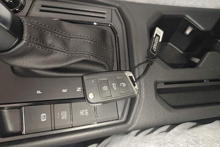 Used Volkswagen Lavida 2026 1.5L Automatic Starry Five-Million Edition Vehicle Key