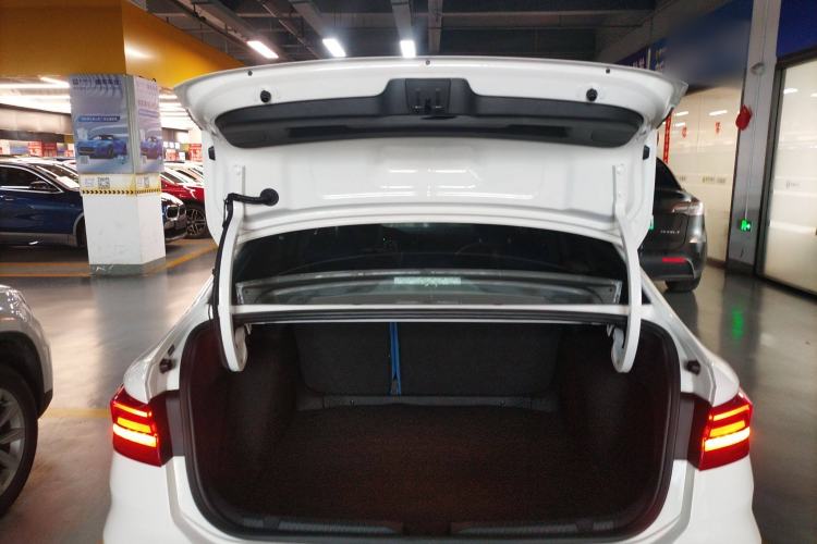 Used Volkswagen Lavida Pure Electric 2019 Enjoyment Edition Trunk