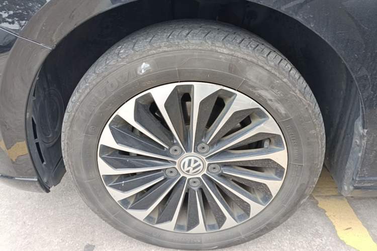 Used Volkswagen Lavida Pure Electric 2019 Enjoyment Edition Left Front Wheel Hub