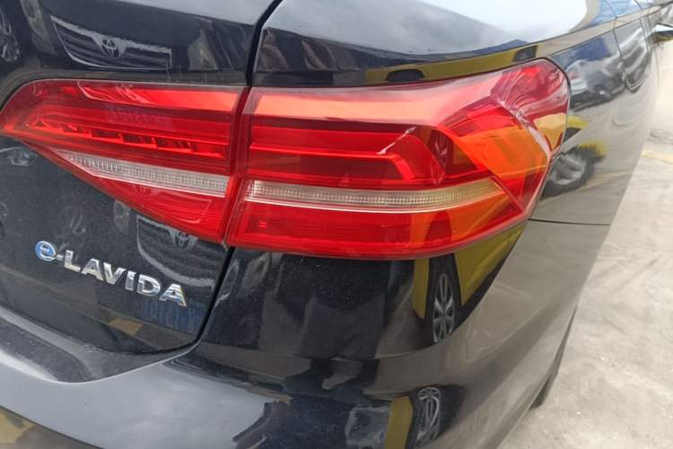 Used Volkswagen Lavida Pure Electric 2019 Enjoyment Edition Right Rear Taillight