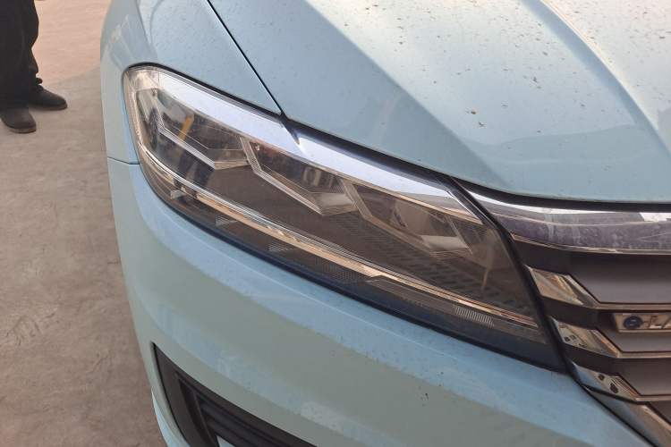 Used Volkswagen Lavida Pure Electric 2019 Enjoyment Edition Right Front Headlight