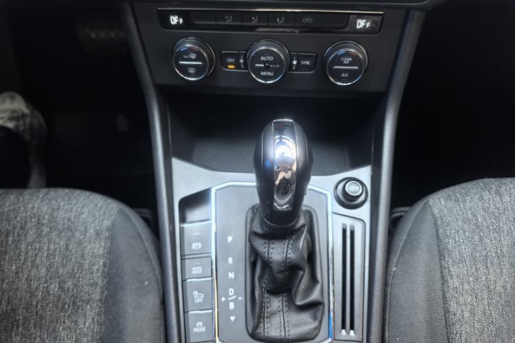 Used Volkswagen Lavida Pure Electric 2019 Enjoyment Edition Interior 11