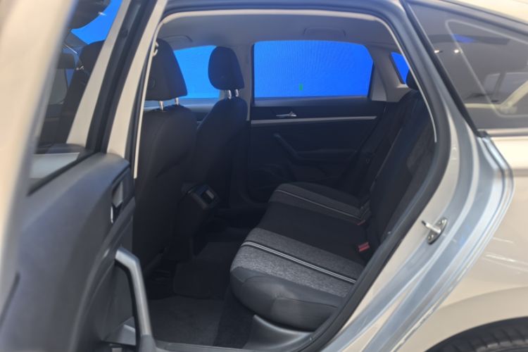 Used Volkswagen Lavida Pure Electric 2019 Enjoyment Edition Interior 9