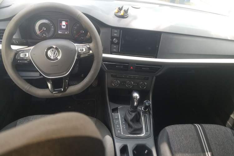Used Volkswagen Lavida Pure Electric 2019 Enjoyment Edition Center Console