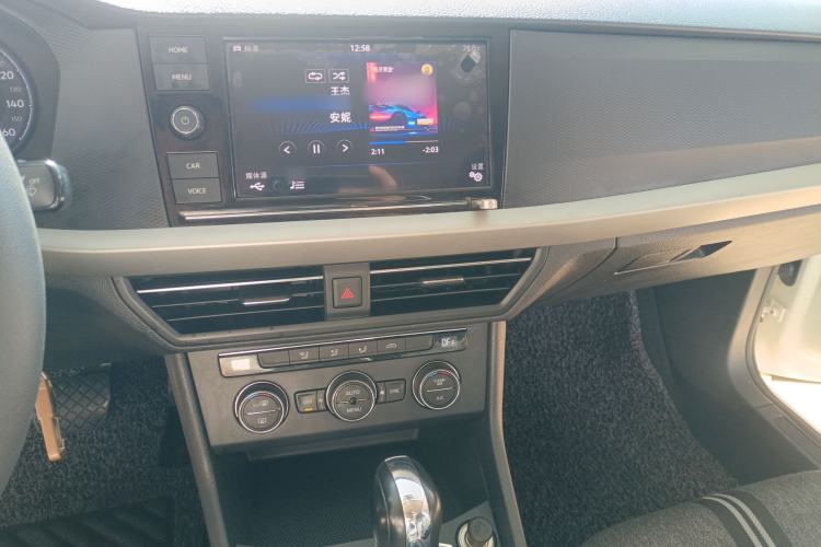 Used Volkswagen Lavida Pure Electric 2019 Enjoyment Edition Audio And AC Panel