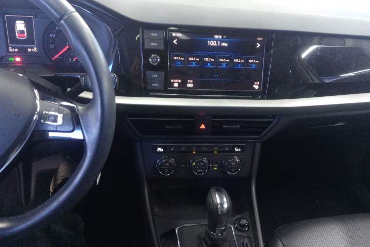 Used Volkswagen Lavida Pure Electric 2019 Enjoyment Edition Audio And AC Panel