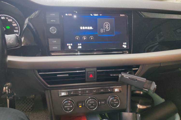 Used Volkswagen Lavida Pure Electric 2019 Enjoyment Edition Audio And AC Panel