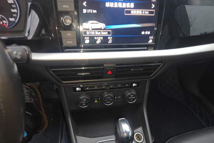 Used Volkswagen Lavida Pure Electric 2019 Enjoyment Edition Audio And AC Panel