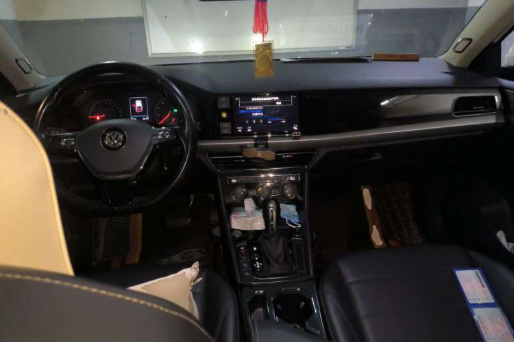 Used Volkswagen Lavida Pure Electric 2019 Enjoyment Edition Center Console