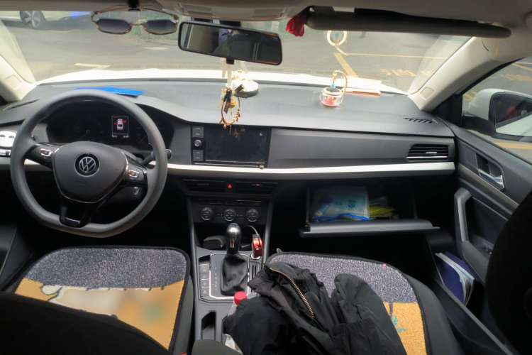 Used Volkswagen Lavida Pure Electric  Center Console