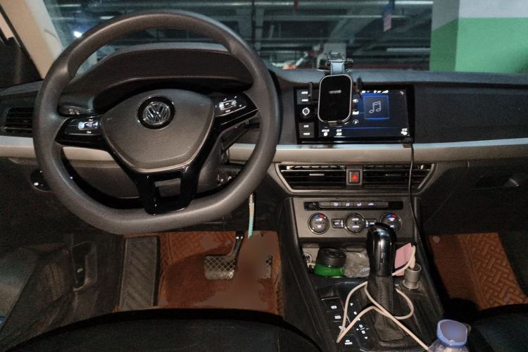 Used Volkswagen Lavida Pure Electric 2019 Enjoyment Edition Center Console