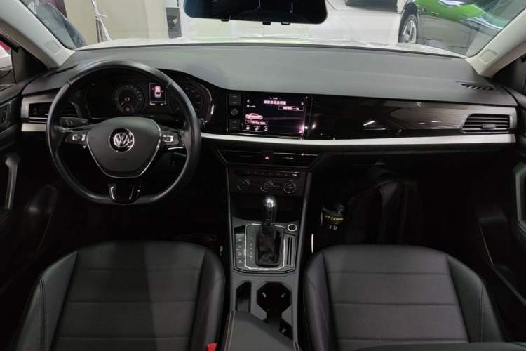 Used Volkswagen Lavida Pure Electric 2019 Enjoyment Edition Center Console