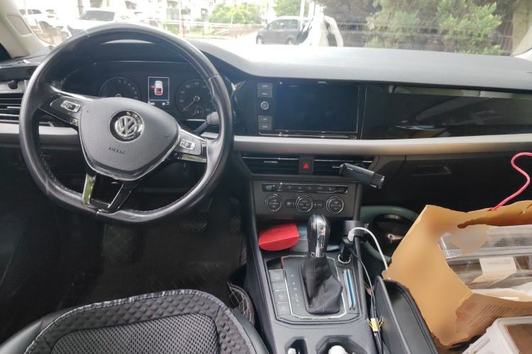 Used Volkswagen Lavida Pure Electric 2019 Enjoyment Edition Center Console