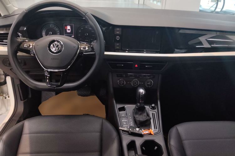 Used Volkswagen Lavida Pure Electric 2019 Enjoyment Edition Center Console