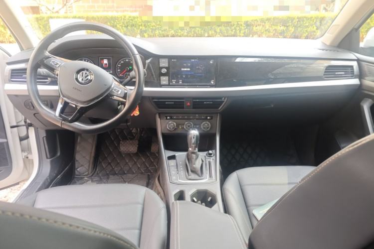 Used Volkswagen Lavida Pure Electric 2019 Enjoyment Edition Center Console