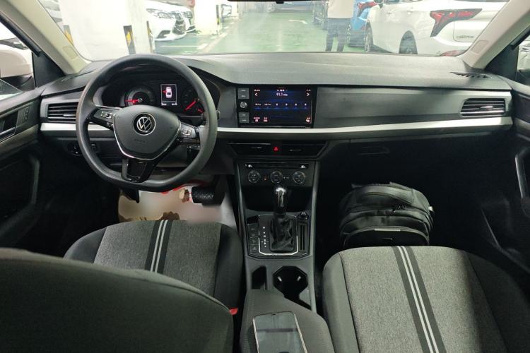 Used Volkswagen Lavida Pure Electric 2019 Enjoyment Edition Center Console