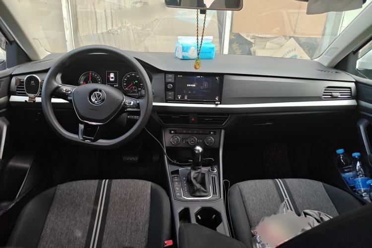 Used Volkswagen Lavida Pure Electric 2019 Enjoyment Edition Center Console