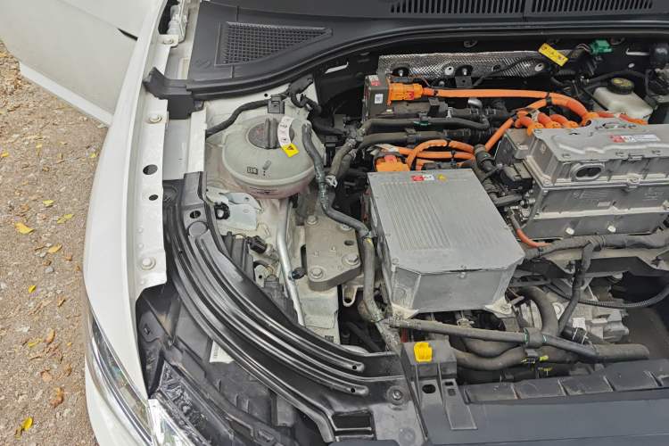 Used Volkswagen Lavida Pure Electric 2019 Low-Trim Version Engine Bay Right