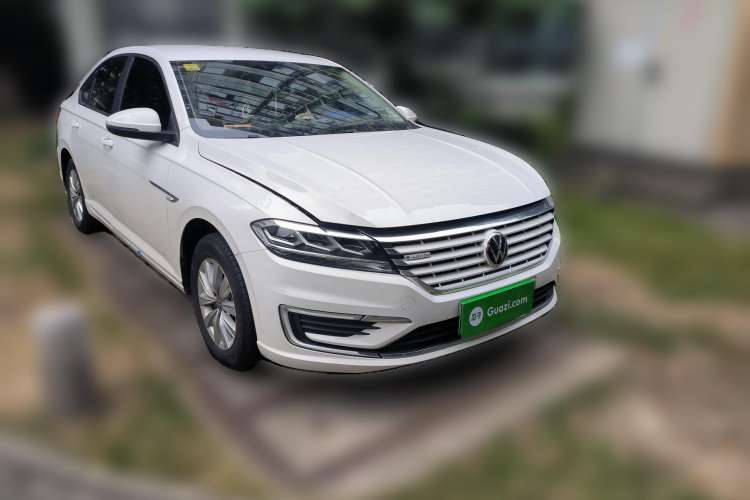 Used Volkswagen Lavida Pure Electric  Front Right 45 Deg