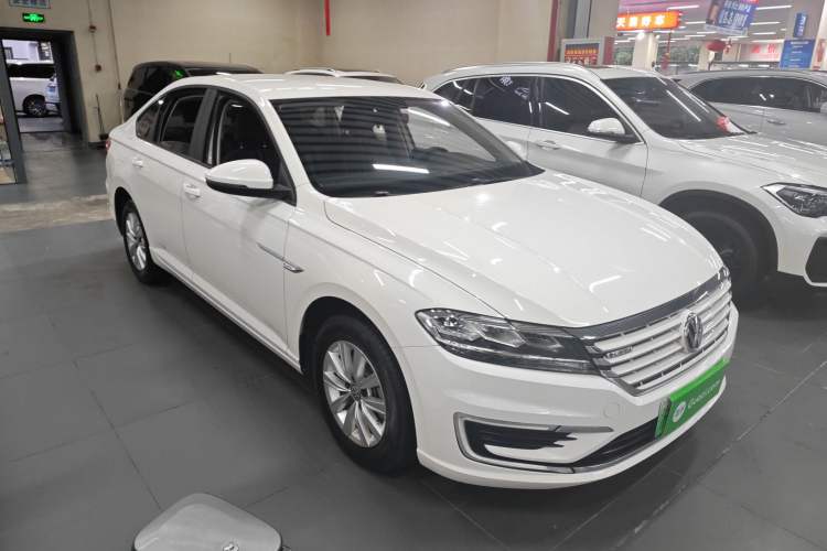 Used Volkswagen Lavida Pure Electric 2019 Low-Trim Version Front Right 45 Deg