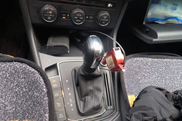 Used Volkswagen Lavida Pure Electric  Gear Lever