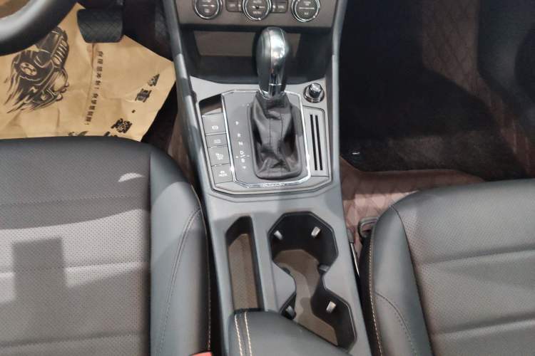 Used Volkswagen Lavida Pure Electric 2019 Enjoyment Edition Gear Lever