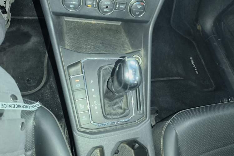 Used Volkswagen Lavida Pure Electric 2019 Enjoyment Edition Gear Lever