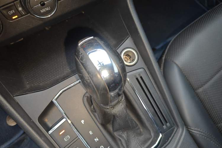Used Volkswagen Lavida Pure Electric 2019 Enjoyment Edition Gear Lever