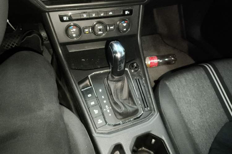Used Volkswagen Lavida Pure Electric 2019 Enjoyment Edition Gear Lever