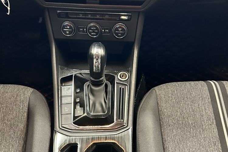 Used Volkswagen Lavida Pure Electric 2019 Low-Trim Version Gear Lever
