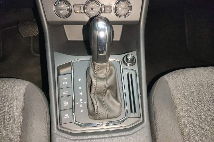 Used Volkswagen Lavida Pure Electric 2019 Enjoyment Edition Gear Lever