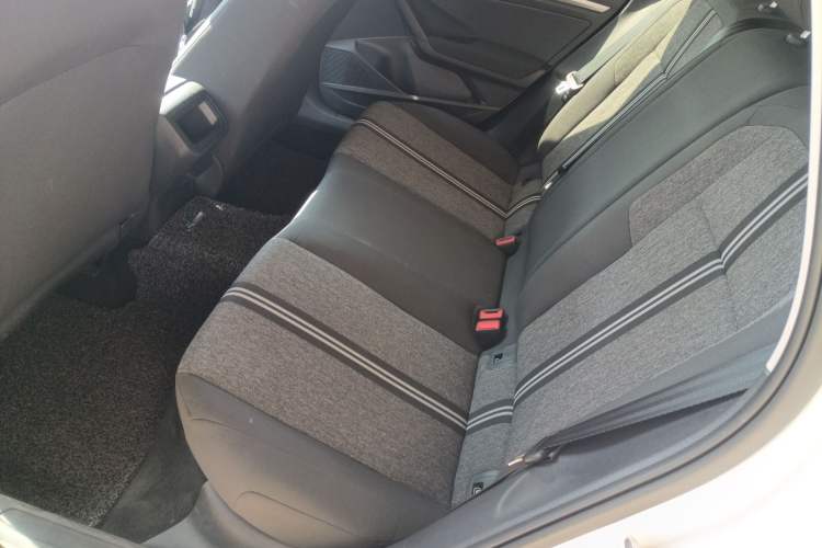 Used Volkswagen Lavida Pure Electric 2019 Enjoyment Edition Interior 4