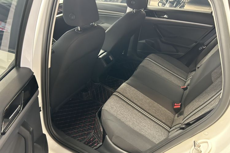 Used Volkswagen Lavida Pure Electric 2019 Low-Trim Version Interior 6