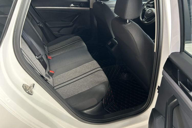 Used Volkswagen Lavida Pure Electric 2019 Low-Trim Version Interior 8