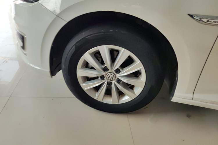 Used Volkswagen Lavida Pure Electric 2019 Enjoyment Edition Left Front Wheel Hub