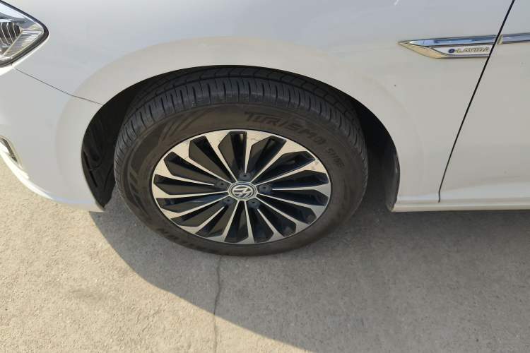 Used Volkswagen Lavida Pure Electric 2019 Enjoyment Edition Left Front Wheel Hub