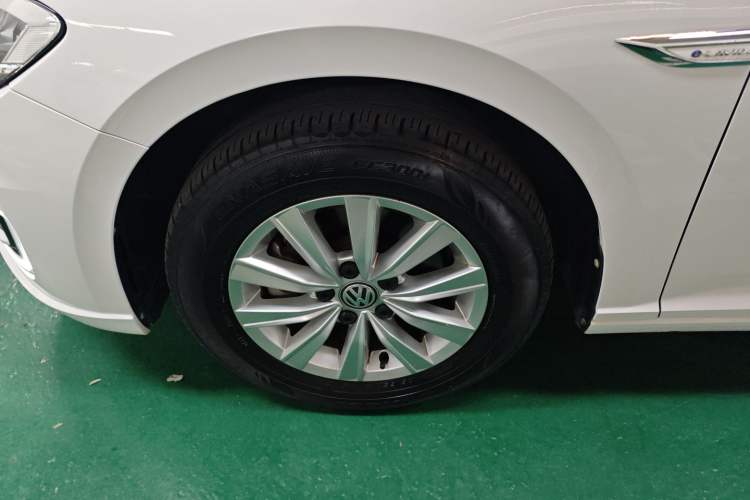 Used Volkswagen Lavida Pure Electric 2019 Enjoyment Edition Left Front Wheel Hub