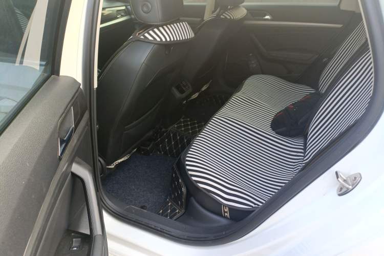 Used Volkswagen Lavida Pure Electric 2019 Enjoyment Edition Left Rear Seat