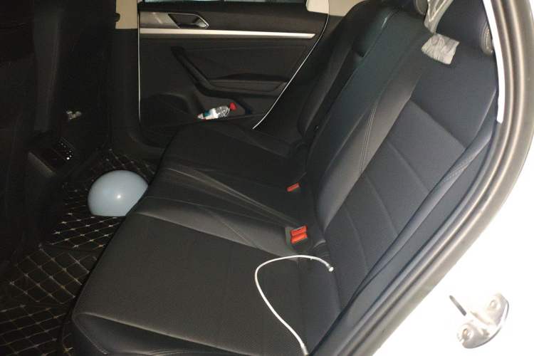 Used Volkswagen Lavida Pure Electric 2019 Enjoyment Edition Left Rear Seat