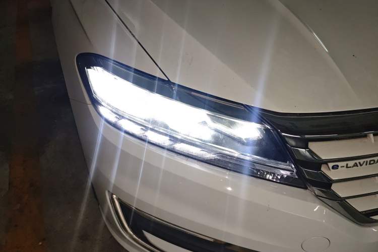 Used Volkswagen Lavida Pure Electric 2019 Enjoyment Edition Right Front Headlight