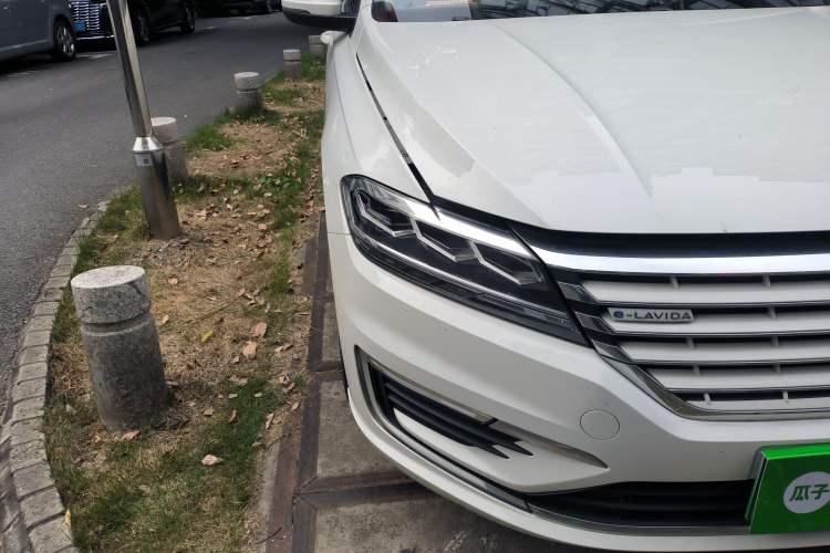 Used Volkswagen Lavida Pure Electric  Right Front Headlight