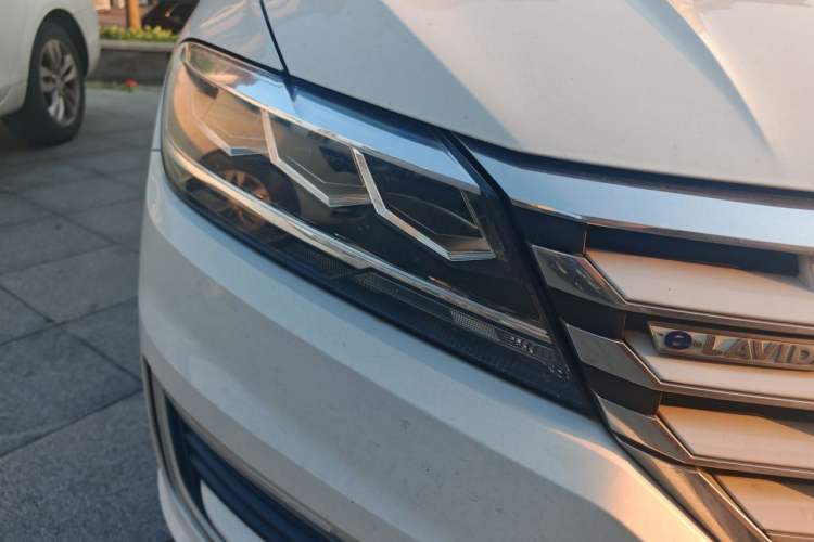 Used Volkswagen Lavida Pure Electric 2019 Enjoyment Edition Right Front Headlight