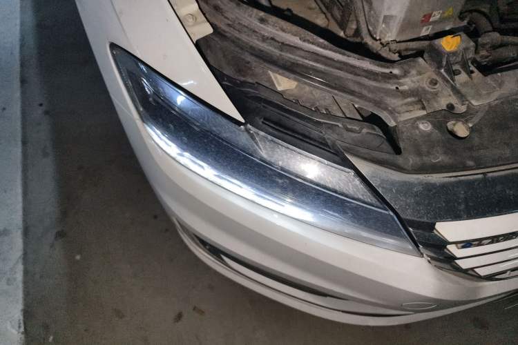 Used Volkswagen Lavida Pure Electric 2019 Enjoyment Edition Right Front Headlight