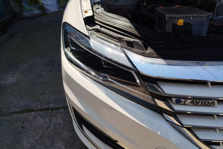 Used Volkswagen Lavida Pure Electric 2019 Enjoyment Edition Right Front Headlight