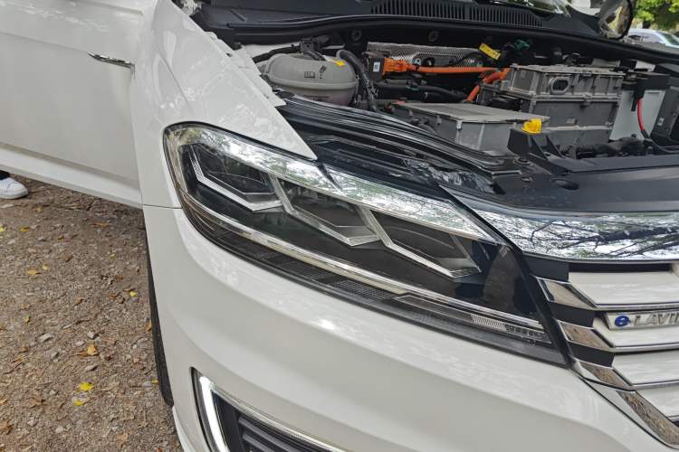 Used Volkswagen Lavida Pure Electric 2019 Low-Trim Version Right Front Headlight