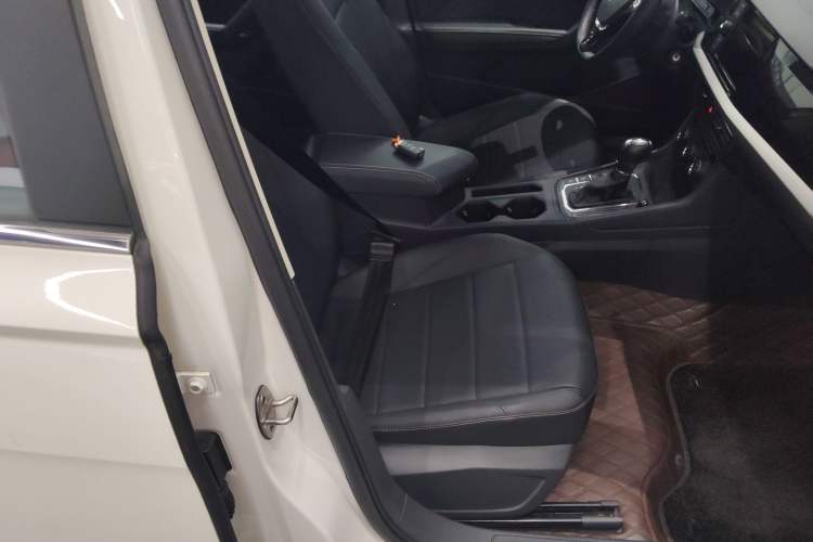 Used Volkswagen Lavida Pure Electric 2019 Enjoyment Edition Right Front Seat