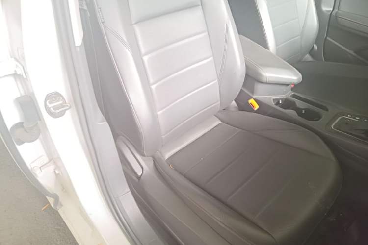 Used Volkswagen Lavida Pure Electric 2019 Enjoyment Edition Right Front Seat